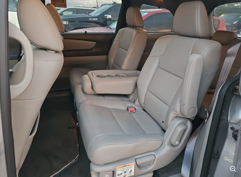 Used 2016 Honda Odyssey EX-L image 11