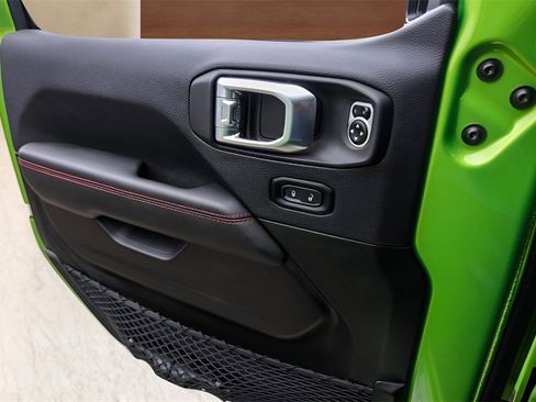 Used 2025 Jeep Gladiator Rubicon image 22