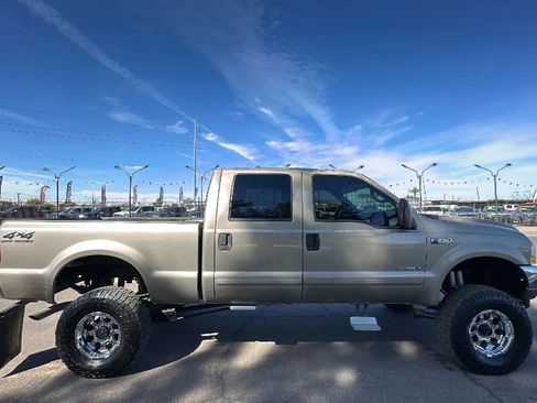 Used 2002 Ford F250 Lariat image 6