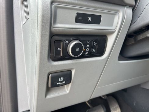 Used 2025 Ford F150 XLT w/ Equipment Group 301A Standard AWD/4WD image 15