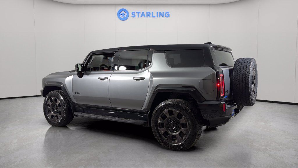 Certified 2026 GMC Hummer EV 3X w/ Carbon Fiber Edition Package AWD/4WD image 4