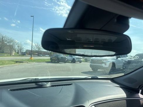 Used 2024 Chevrolet Malibu LT image 21