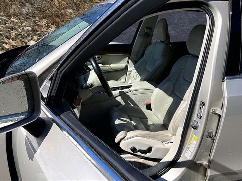 Used 2016 Volvo XC90 T6 Inscription image 16