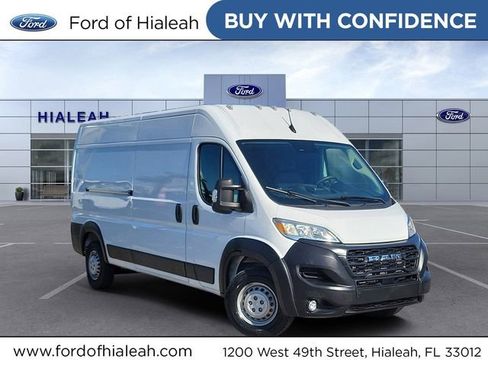 Used 2024 RAM ProMaster 2500 w/ Convenience Group FWD image 1