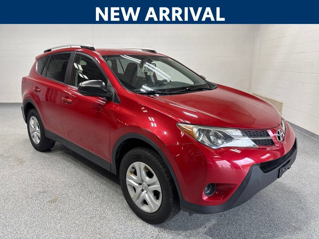 Used 2015 Toyota RAV4 LE AWD/4WD image 1