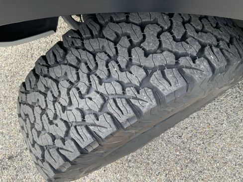 Used 2025 Ford F150 Raptor image 24