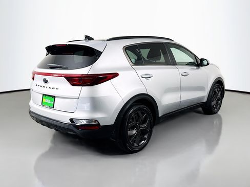 Used 2022 Kia Sportage Nightfall Edition FWD image 10