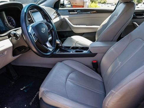 Used 2018 Hyundai Sonata Limited w/ Cargo Package FWD image 18