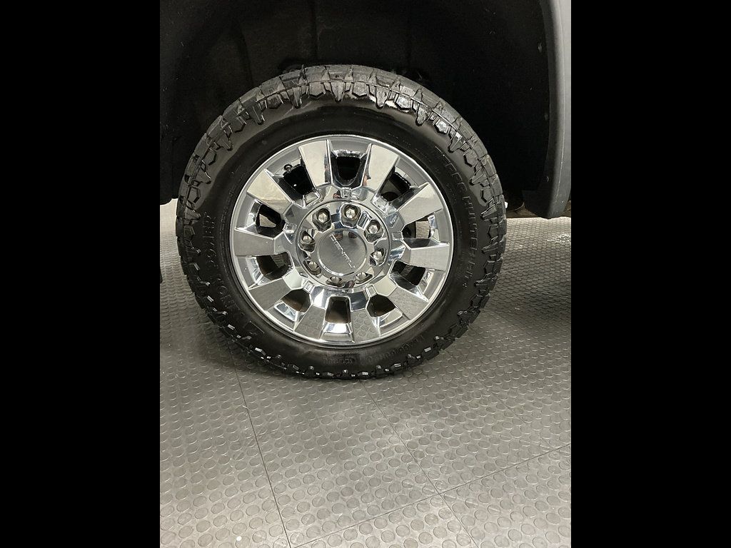 Used 2016 GMC Sierra 2500 Denali w/ Duramax Plus Package AWD/4WD image 27