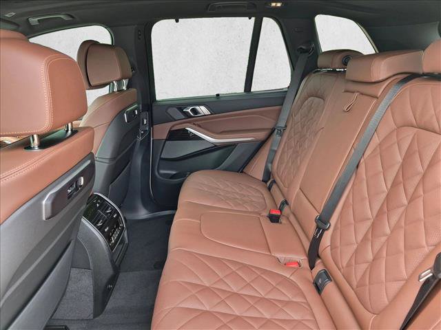 Used 2026 BMW X5 sDrive40i w/ M Sport Package RWD image 17
