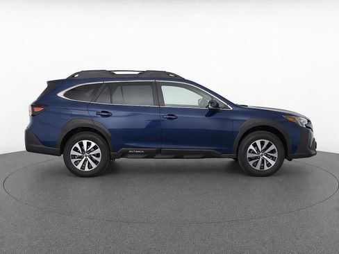 Certified 2025 Subaru Outback Premium w/ Popular Package #1A AWD/4WD image 8