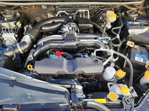 Used 2016 Subaru Crosstrek 2.0i Premium w/ Moonroof Package image 21