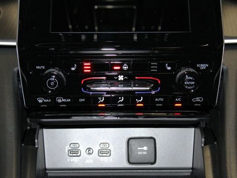 New 2025 Jeep Grand Cherokee Laredo image 20