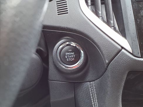 Used 2019 Subaru Forester Premium image 14