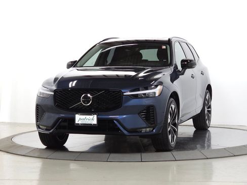 Certified 2026 Volvo XC60 B5 Plus w/ Climate Package AWD/4WD image 4
