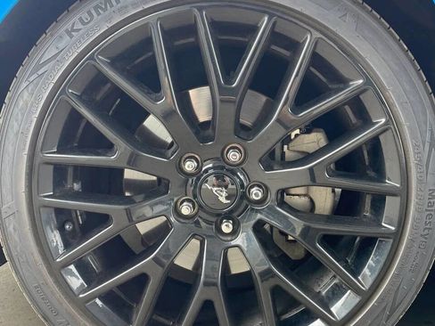 Used 2017 Ford Mustang Premium w/ Equipment Group 201A image 4