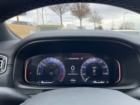 New 2026 Jeep Grand Wagoneer L Limited w/ Premium Group II AWD/4WD image 18