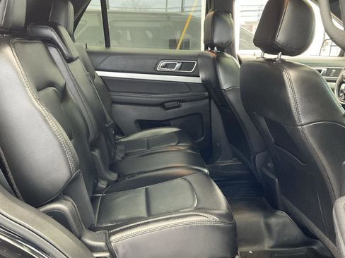 Used 2017 Ford Explorer XLT w/ Equipment Group 202A image 49