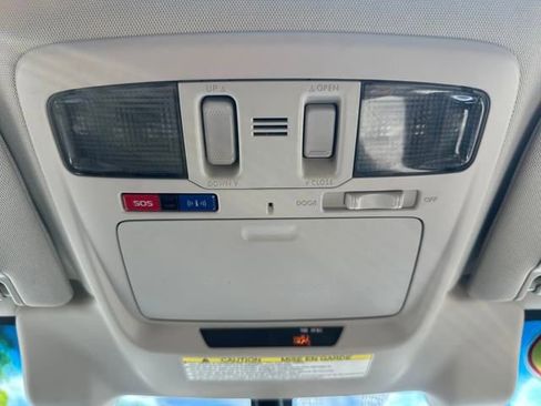 Used 2019 Subaru Outback 2.5i Limited image 22