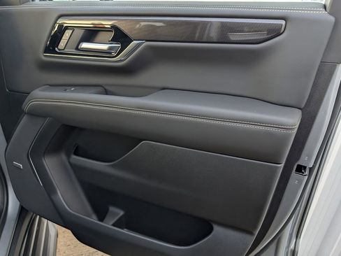New 2026 GMC Yukon Elevation w/ Elevation Premium Package AWD/4WD image 37