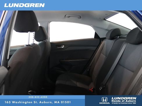 Used 2021 Hyundai Accent SE FWD image 13