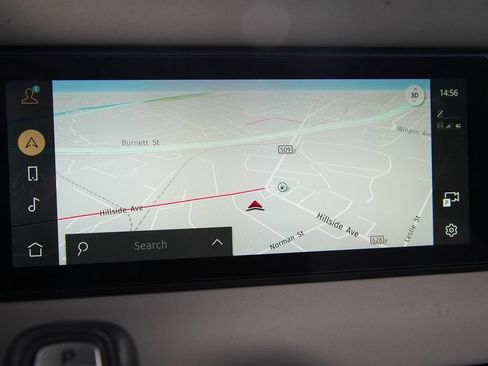 Used 2023 Land Rover Defender 110 X-Dynamic SE image 29