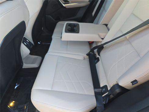Used 2025 BMW X1 xDrive28i image 13