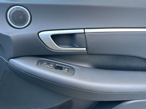 Certified 2025 Hyundai Sonata SEL image 18