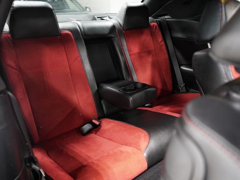 Used 2019 Dodge Challenger R/T Scat Pack RWD image 30