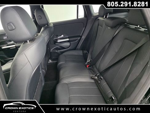 Used 2025 Mercedes-Benz GLA 250 image 19
