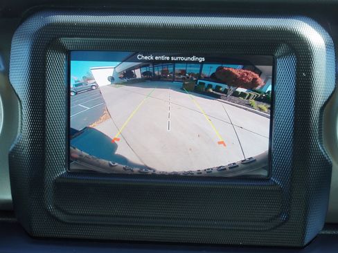 Used 2023 Jeep Wrangler Unlimited image 39