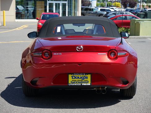 New 2026 MAZDA MX-5 Miata Sport w/ Interior Package RWD image 4