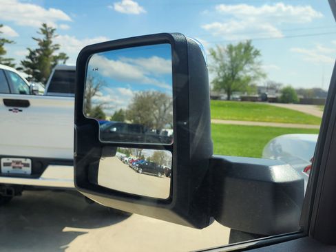 Used 2022 Chevrolet Silverado 2500 LTZ w/ Z71 Chrome Sport Edition AWD/4WD image 11