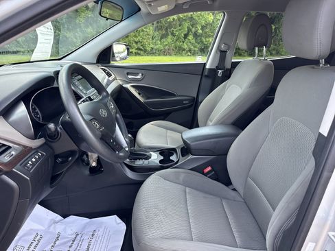 Used 2018 Hyundai Santa Fe Sport FWD image 11