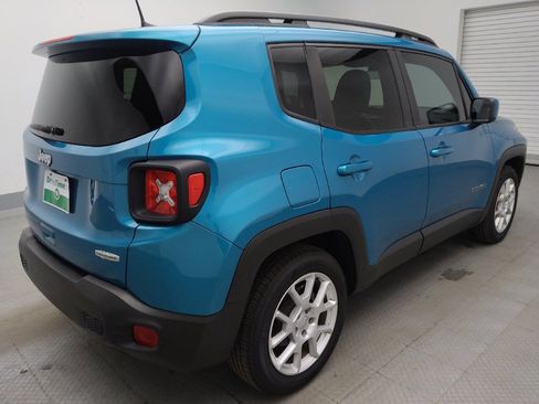 Used 2021 Jeep Renegade Latitude FWD image 10