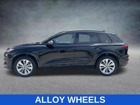 Used 2025 Audi Q6 e-tron Premium w/ Convenience Package RWD image 3