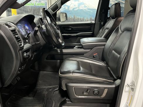 Used 2022 RAM 1500 Limited w/ Body-Colour Bumper Group image 11