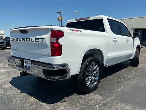 Used 2024 Chevrolet Silverado 1500 LT AWD/4WD image 6