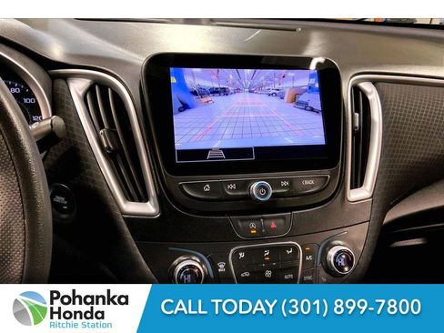 Used 2023 Chevrolet Malibu LT image 24