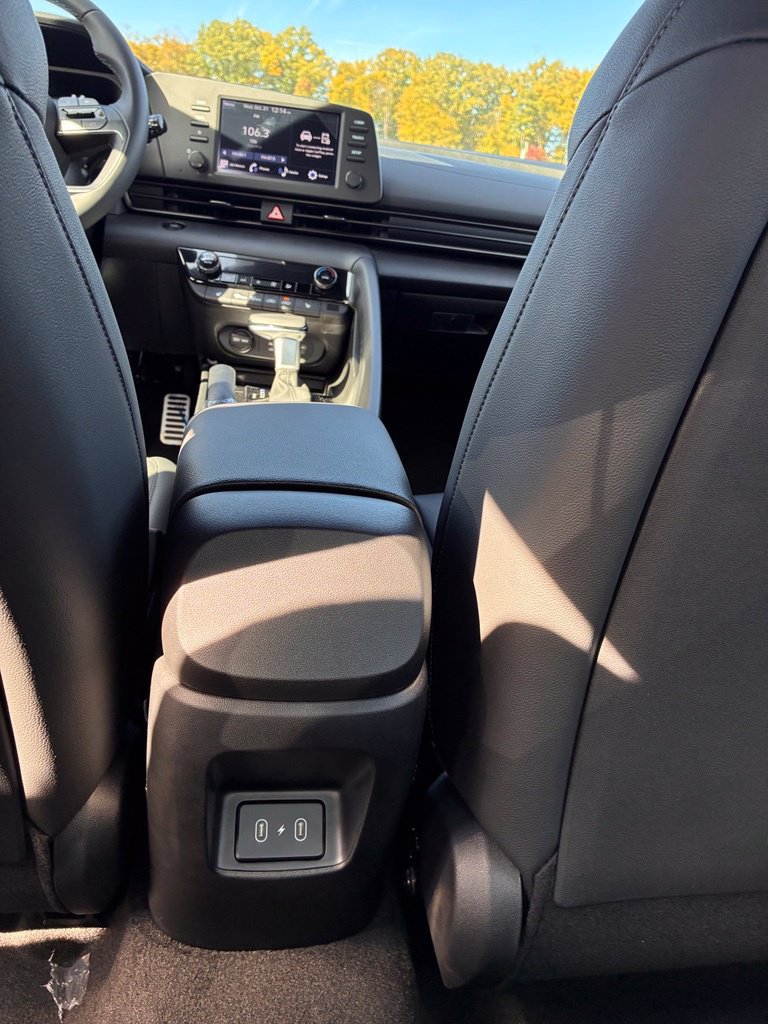 New 2026 Hyundai Elantra SEL Sport FWD image 12