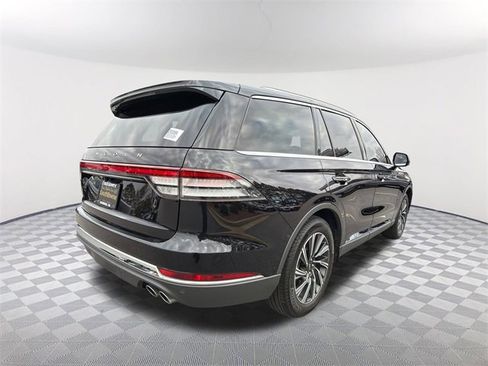Used 2025 Lincoln Aviator 2WD w/ Equipment Group 101A image 5