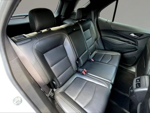 Used 2021 Chevrolet Equinox Premier AWD/4WD image 24