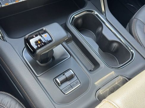 Used 2024 GMC Sierra 1500 AT4 w/ AT4 Premium Package image 35