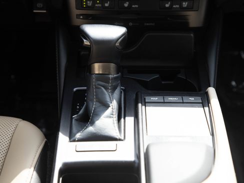 Used 2021 Lexus ES 250 w/ Premium Package AWD/4WD image 19