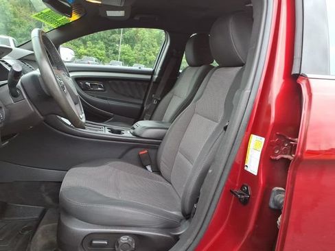 Used 2018 Ford Taurus SEL FWD image 12