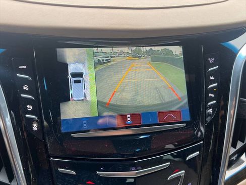 Used 2019 Cadillac Escalade Platinum image 14