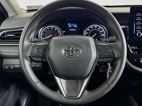 Used 2024 Toyota Camry SE image 17