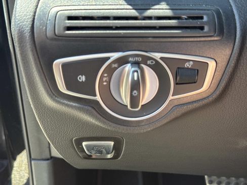 Used 2018 Mercedes-Benz GLC 300 image 22
