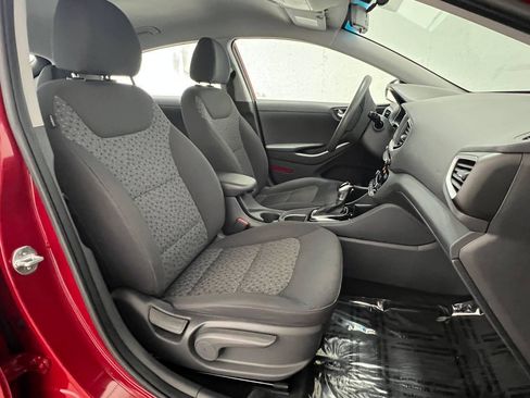 Used 2019 Hyundai Ioniq Blue FWD image 12