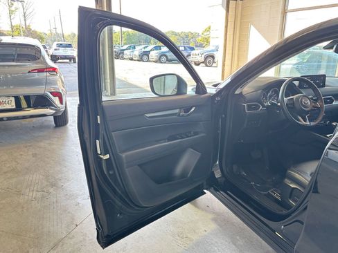 Used 2025 MAZDA CX-5 AWD 2.5 S w/ Preferred Package image 21